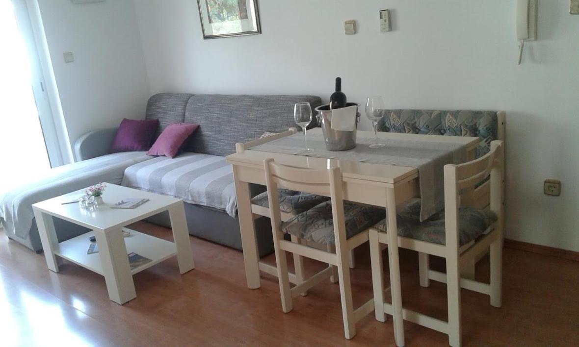 Apartman Loza เคล็ค ภายนอก รูปภาพ